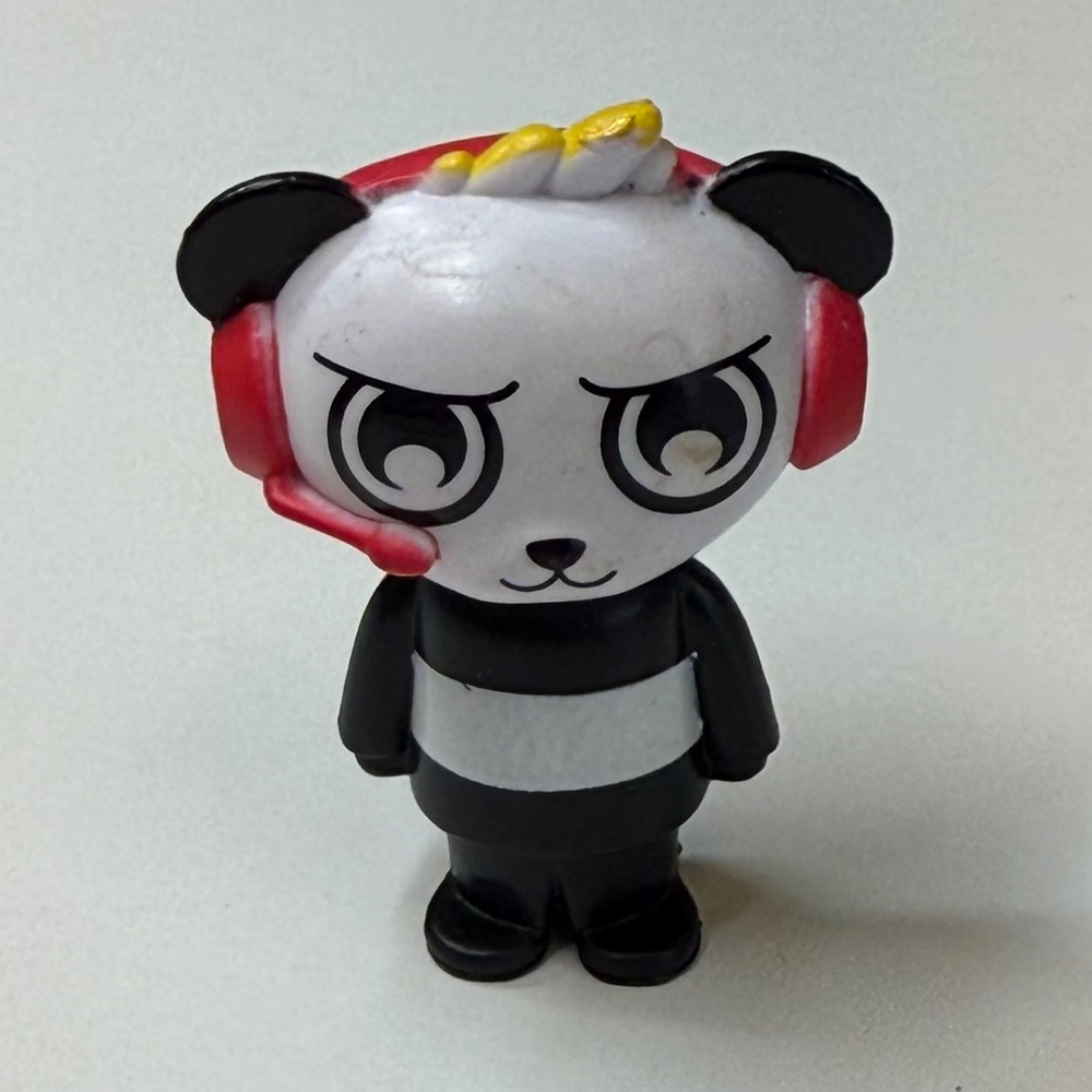 Ryans World Toy Mini Mystery Action Figure Collectables - Picture 6 of 16